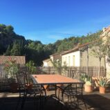 Byhus med stor terrass, i Cessenon