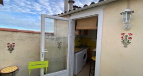 Liten lägenhet med terrass, i Béziers