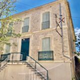 Vinmakarhus med terrass, trädgård och pool