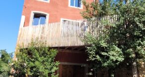 Renoverat hus, terrass med havsutsikt