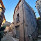 Byhus med uteplats, att renovera