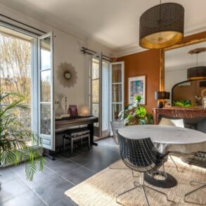 Elegant, renoverad borgarlägenhet med terrass, centralt i Béziers
