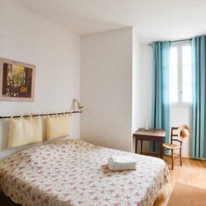 Charmigt, renoverat byhus med trädgård och pool, lantligt läge