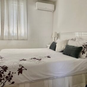 Villa med trädgård i Agde