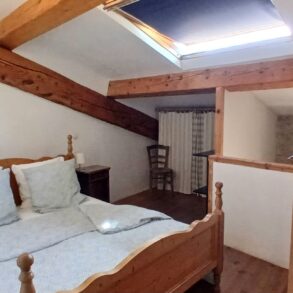 Charmigt byhus med garage och terrass, nära Olonzac