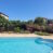 Enplansvilla med Medelhavsträdgård, pool och garage